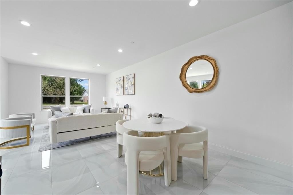 6230 Dewitt St - Photo 7 of 21