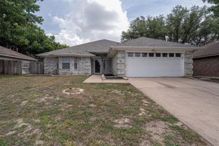 733 Windridge Ln - Photo 1 of 1