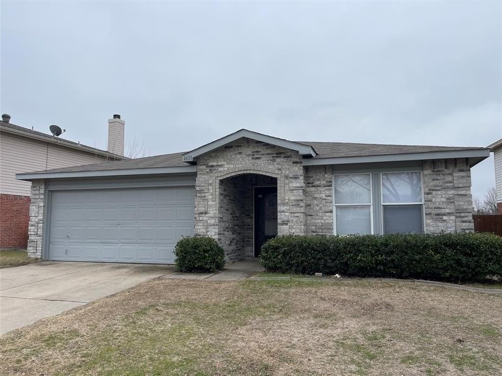 4611 Wedgewood Dr - Photo 3 of 23