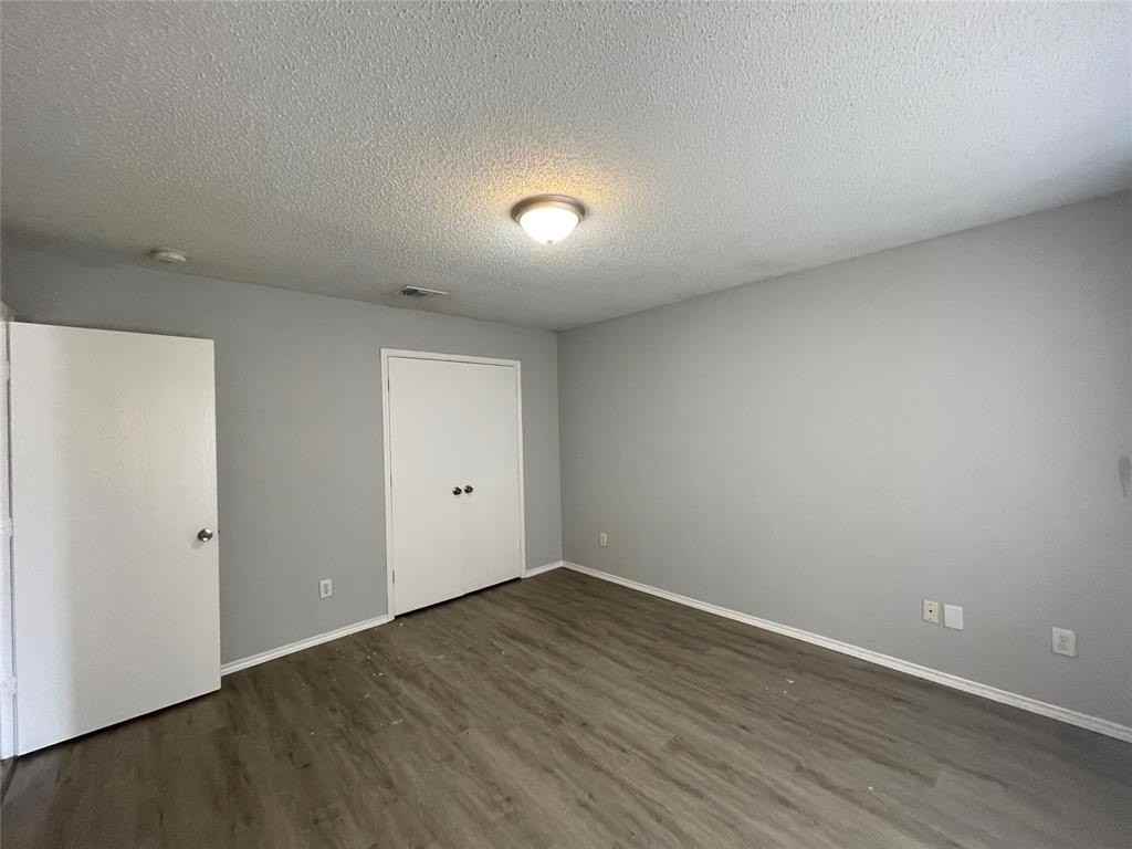 4611 Wedgewood Dr - Photo 5 of 23