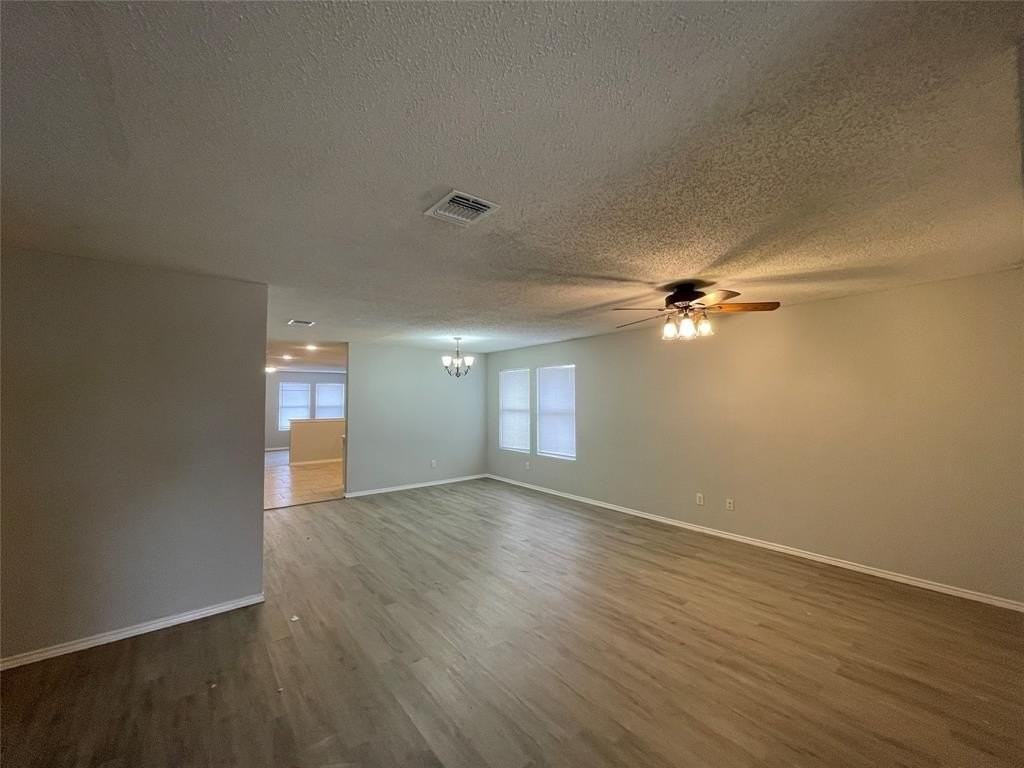 4611 Wedgewood Dr - Photo 6 of 23