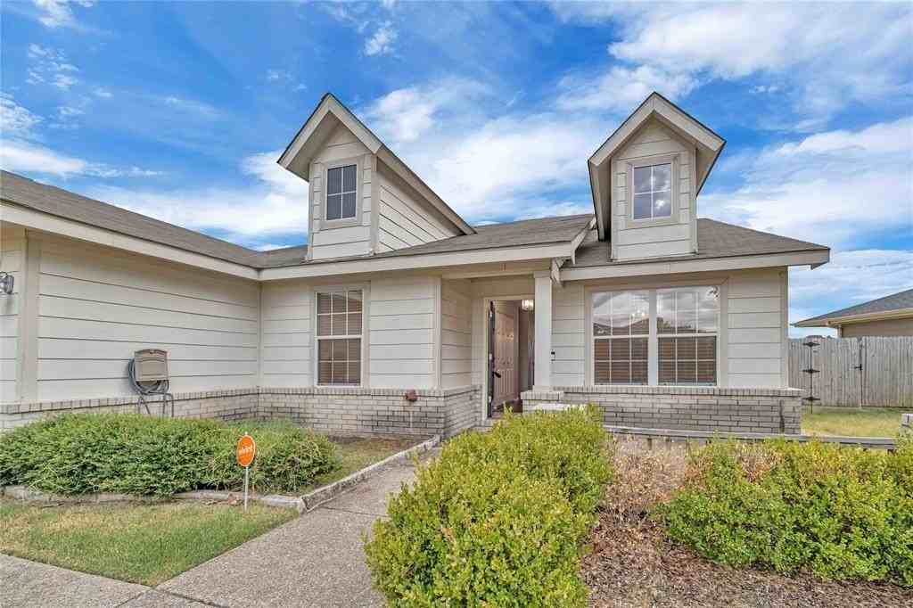 9517 George Washington Dr - Photo 3 of 31