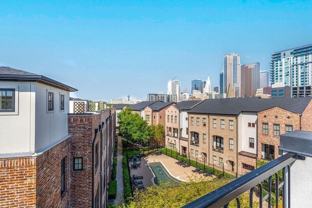 751 S Cesar Chavez Blvd - Photo 1 of 1