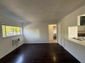 321 La Salle Dr - Photo 1 of 1