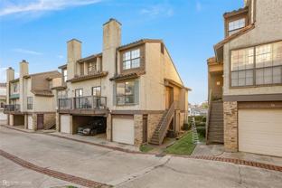 3100 Fairfield Ave #6D - Photo 1 of 1