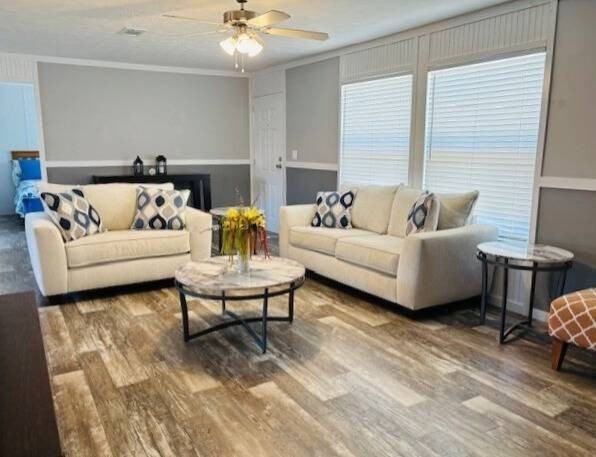 527 Carolina - Photo 4 of 26