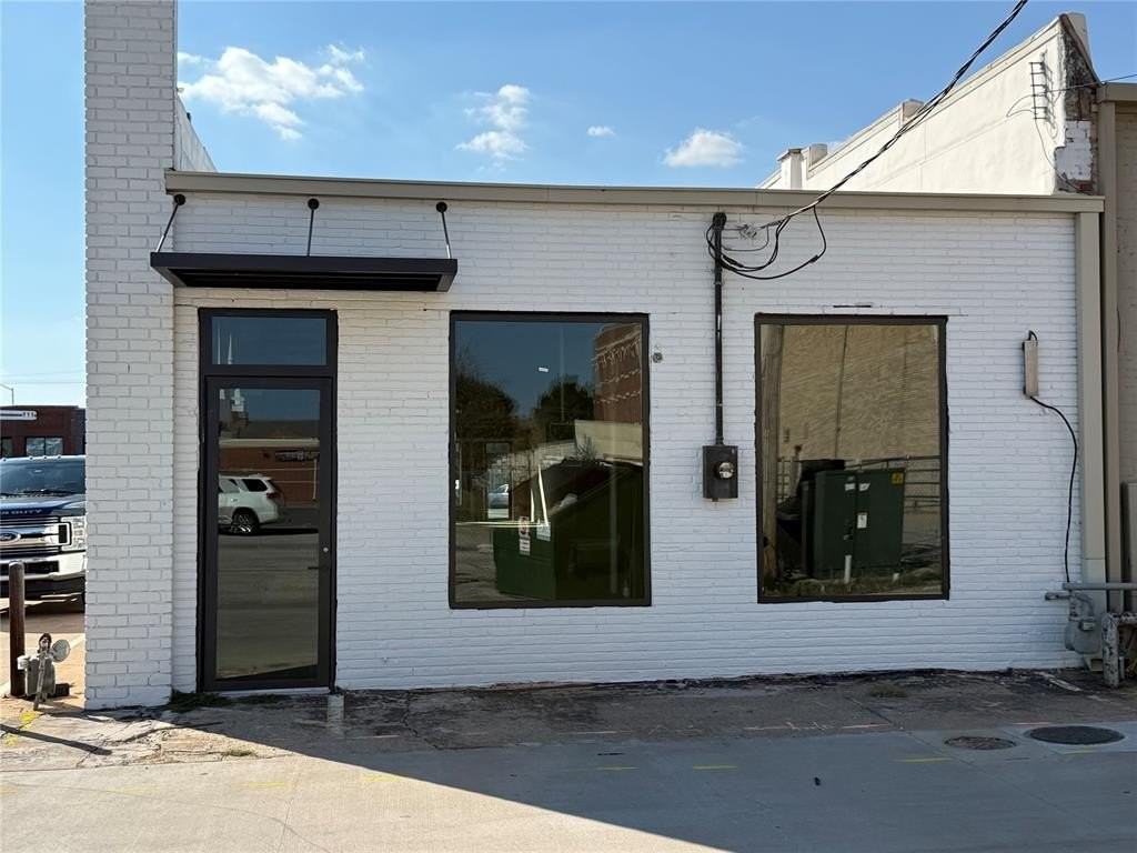 116 S Broadway - Photo 5 of 12