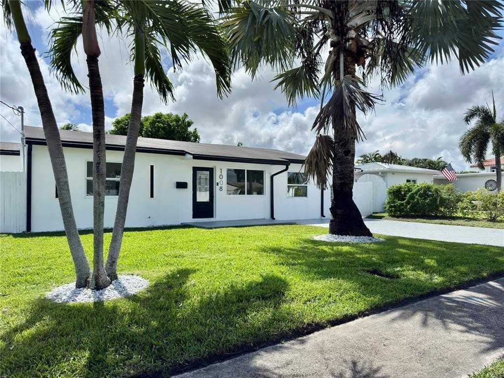 1008 Mango Isle - Photo 3 of 29