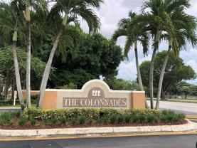 729 Nw 92nd Ave - Photo 1 of 1