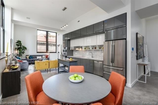 1454 Townsend St #205 - Photo 6 of 26