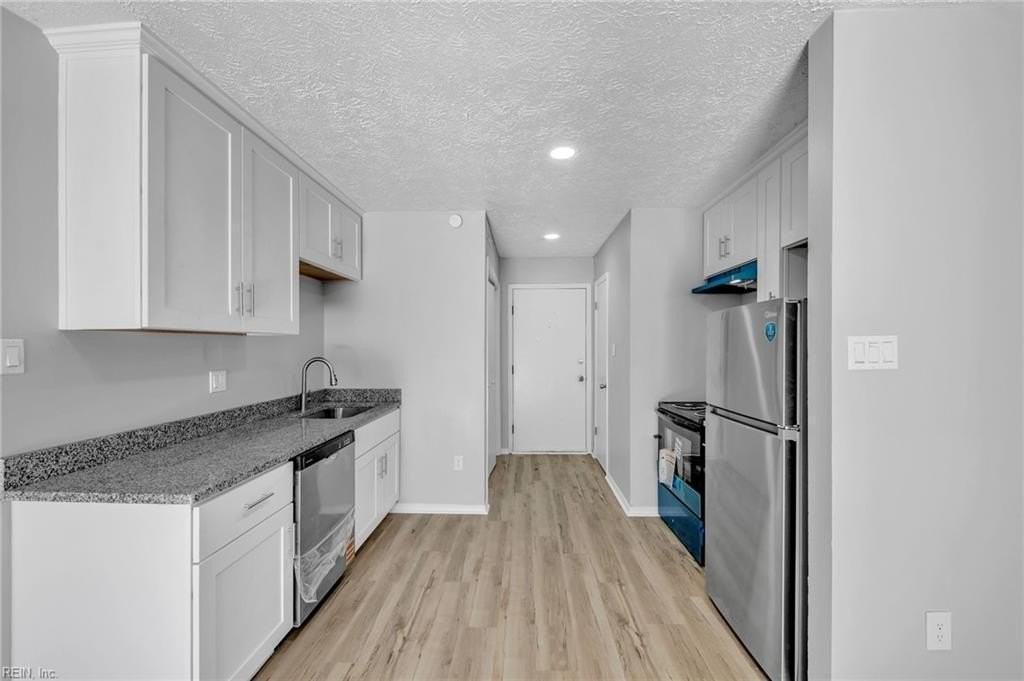 620 Celey Street #2 - Photo 4 of 17