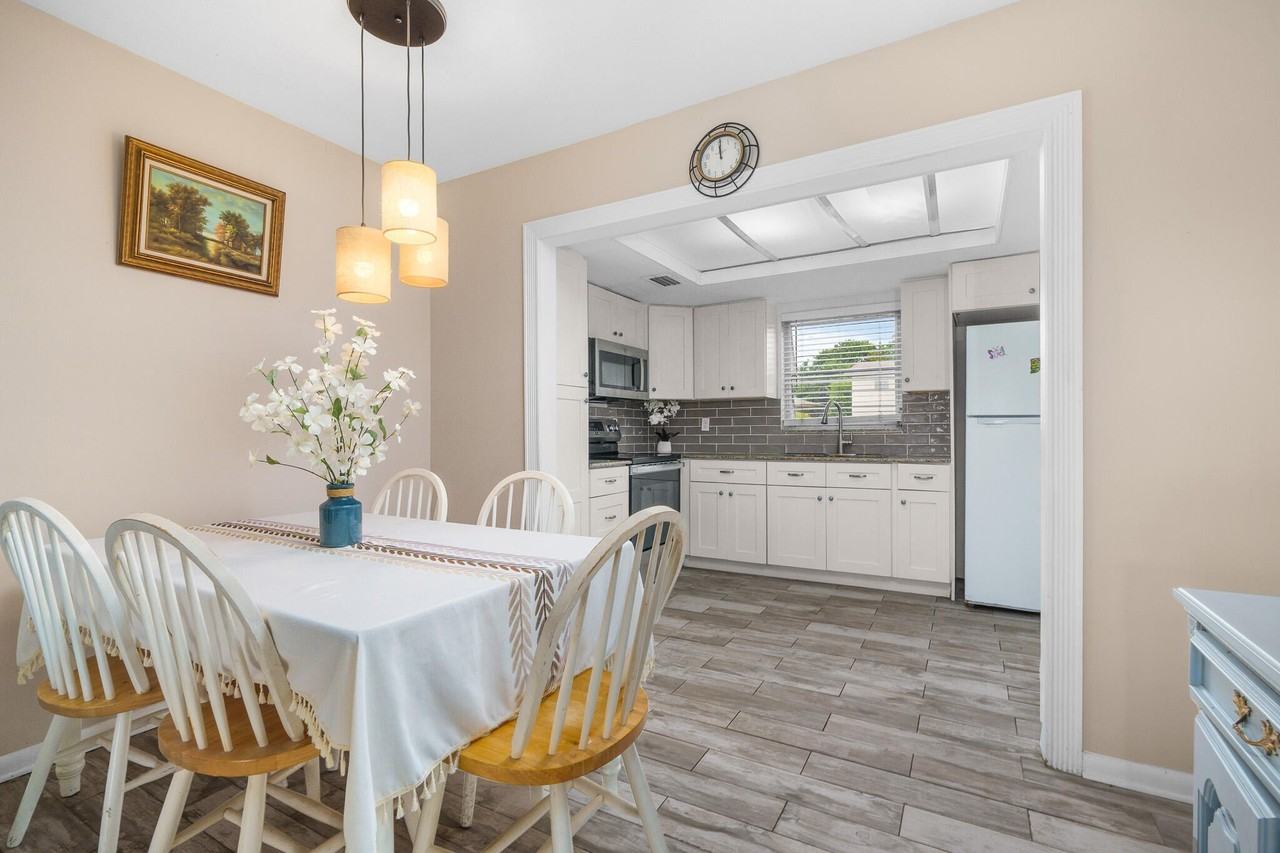 410 Ne 17th Ave #101 - Photo 5 of 27