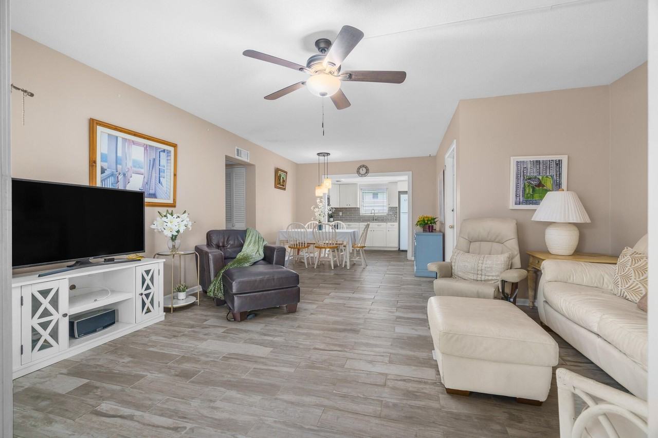 410 Ne 17th Ave #101 - Photo 7 of 27