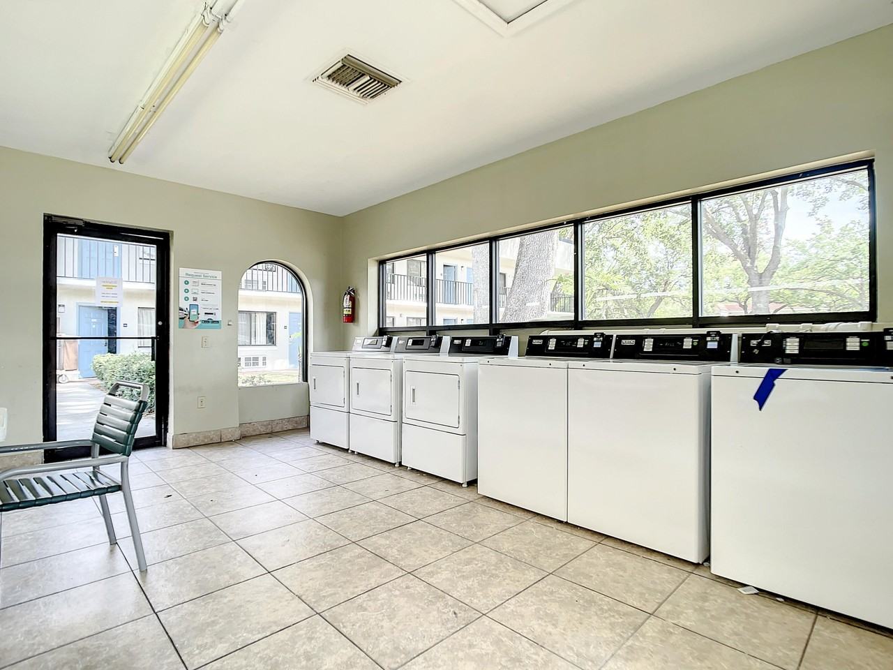 5399 W Irlo Bronson Memorial Hwy - Photo 6 of 7