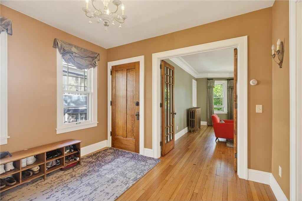 1920 Fremont Ave S - Photo 2 of 28