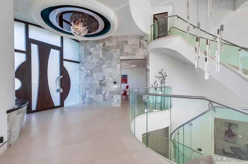 6125 Terryhill Dr - Photo 5 of 50