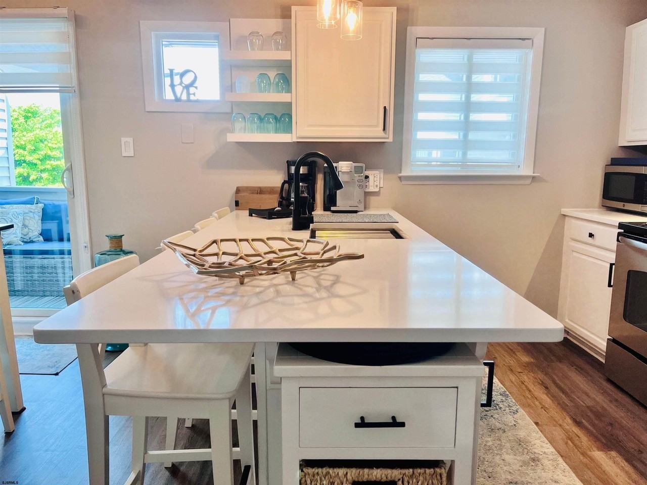 1301 Haven Ave - Photo 5 of 27