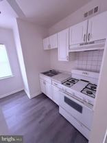520 Baltic Ave Apt B #B - Photo 1 of 1