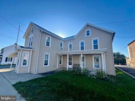 featured image of 3841A Jefferson Pike