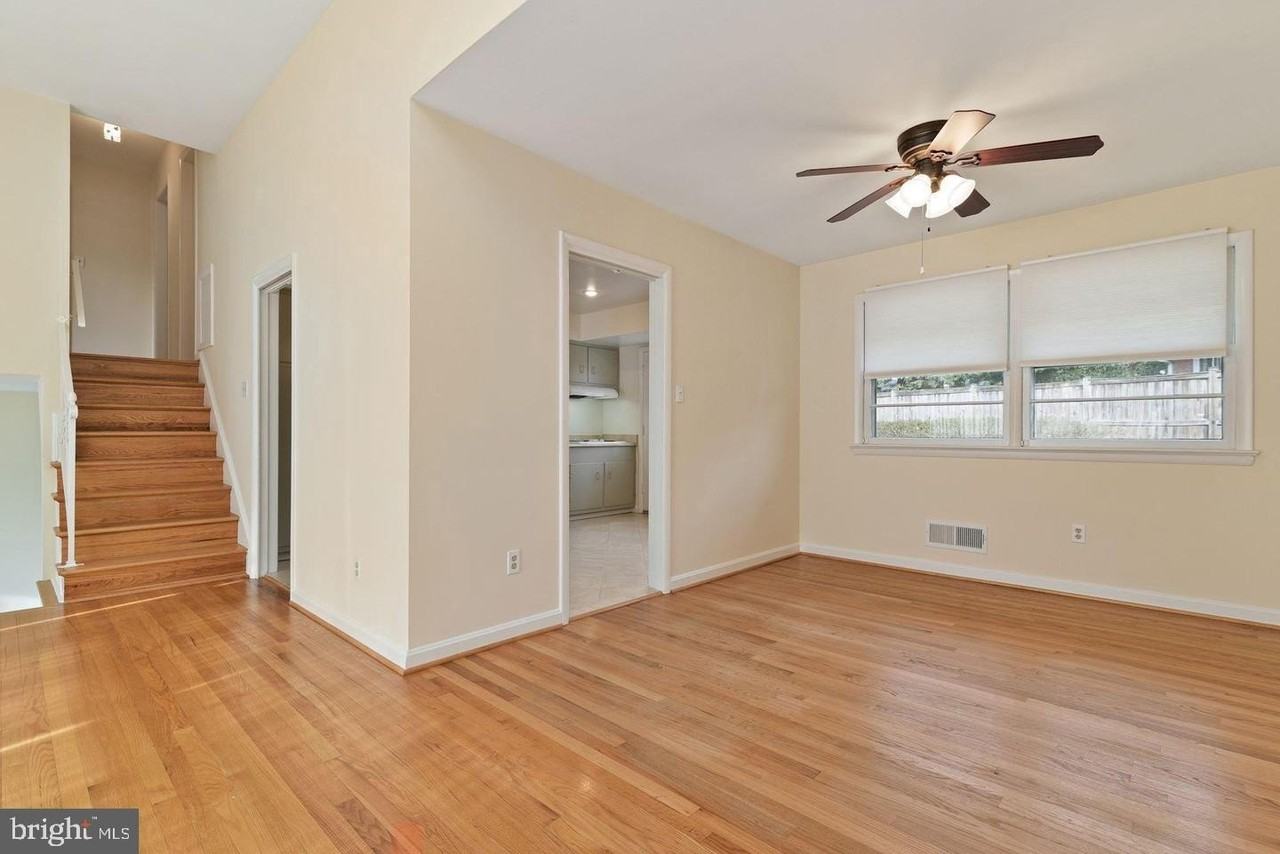 6011 Roosevelt Street - Photo 4 of 29