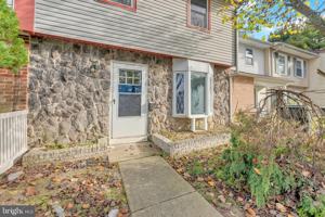 featured image of 6 Magnolia Ct