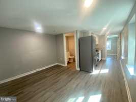 featured image of 218 W King St Apt 3 #3
