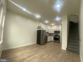 featured image of 4 Hoffman Ter