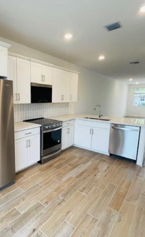 172 Ne 171st St - Photo 2 of 4