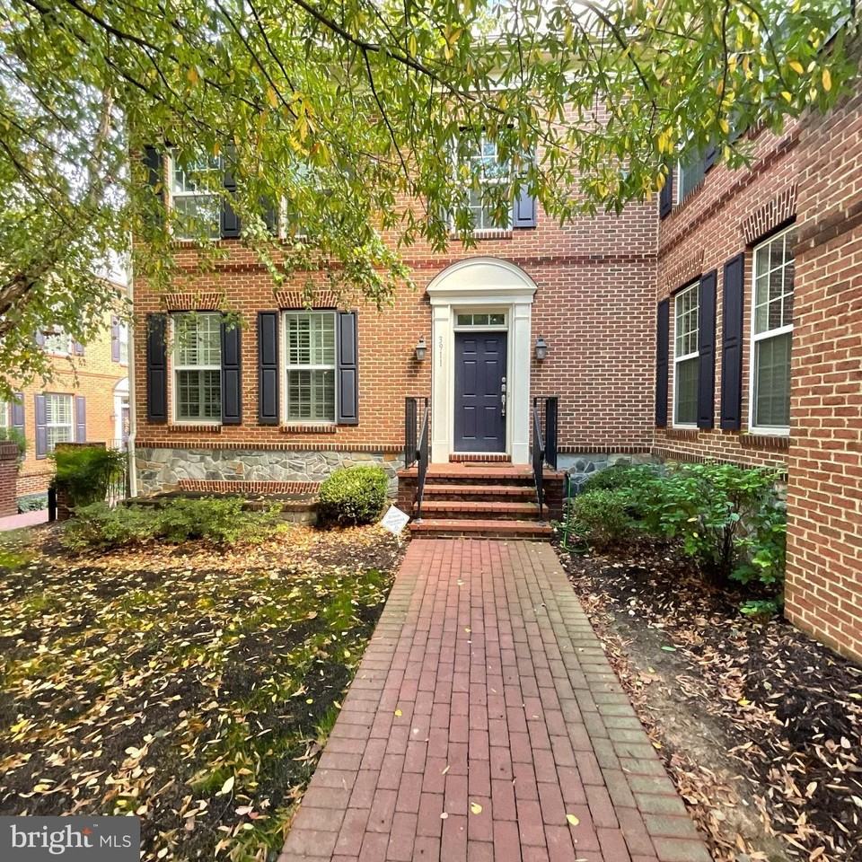 3911 Chain Bridge Rd - Photo 6 of 50