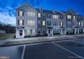 featured image of 120 Woodman Ct