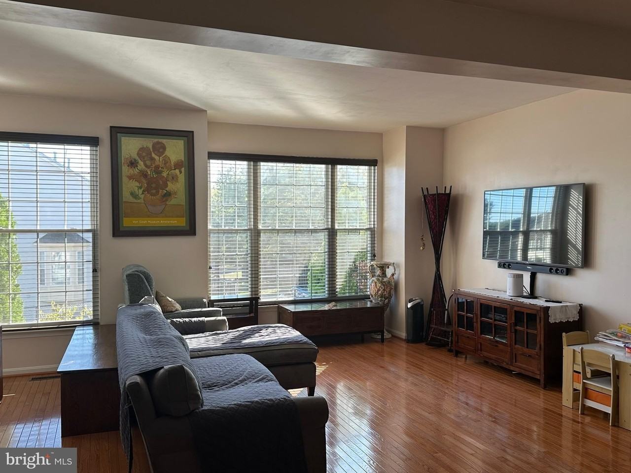 2970 Stockholm Way - Photo 3 of 20