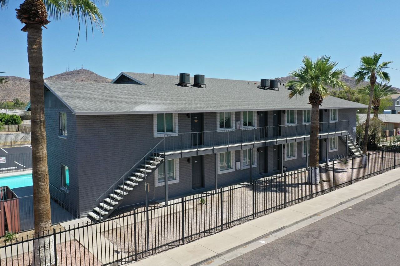 Venture at Mountain View - Photo 7 of 43