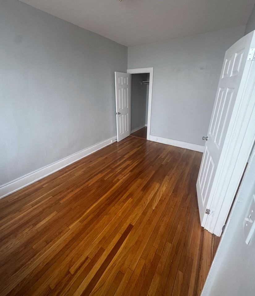 E Brinkerhoff Ave #15 - Photo 3 of 5