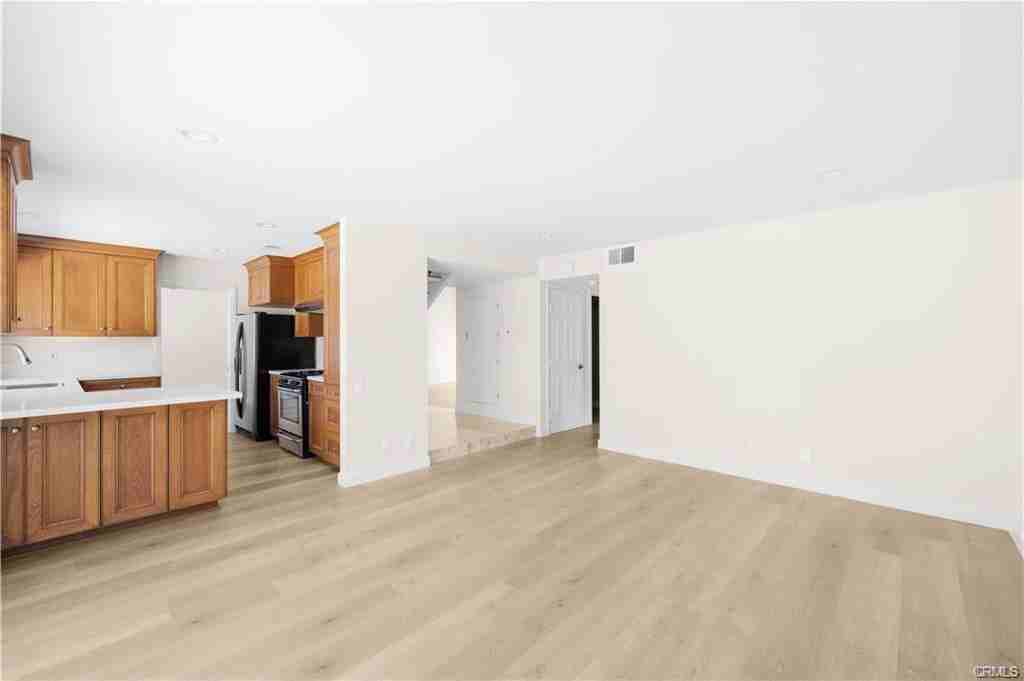 23992 Via La Coruna - Photo 2 of 8