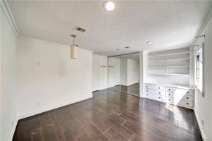 featured image of 5441 Calvin Ave