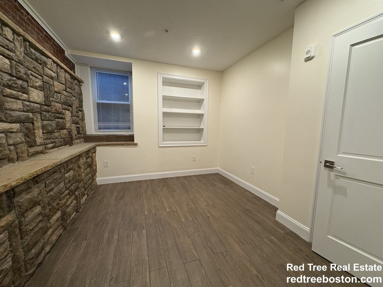 1616 Beacon St #1 - Photo 3 of 48