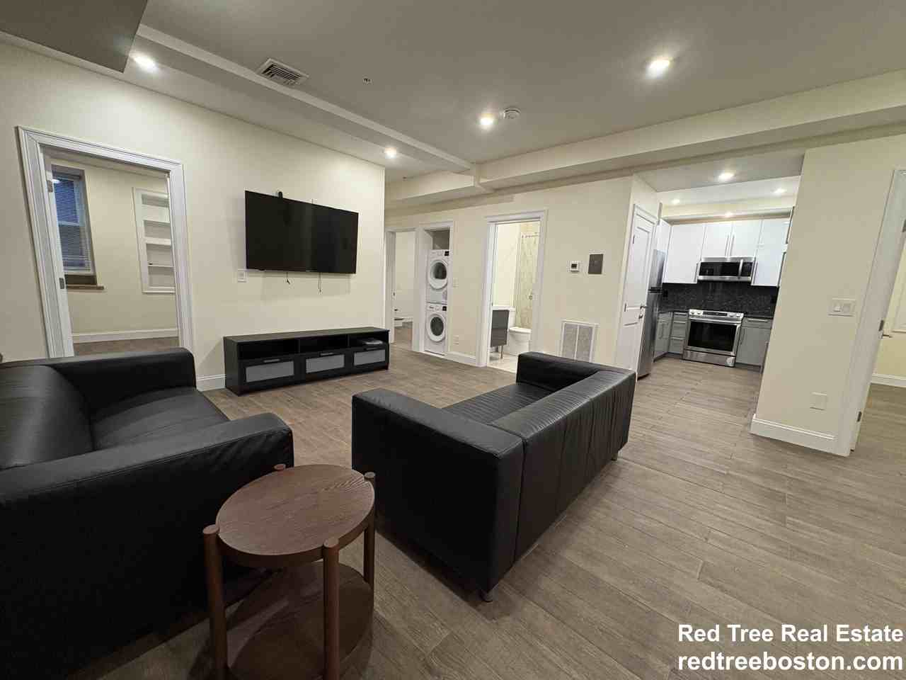 1616 Beacon St #1 - Photo 6 of 48