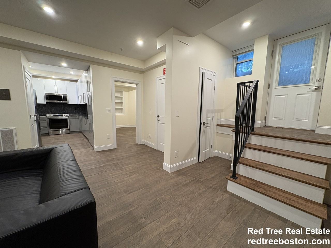 1616 Beacon St #1 - Photo 7 of 48