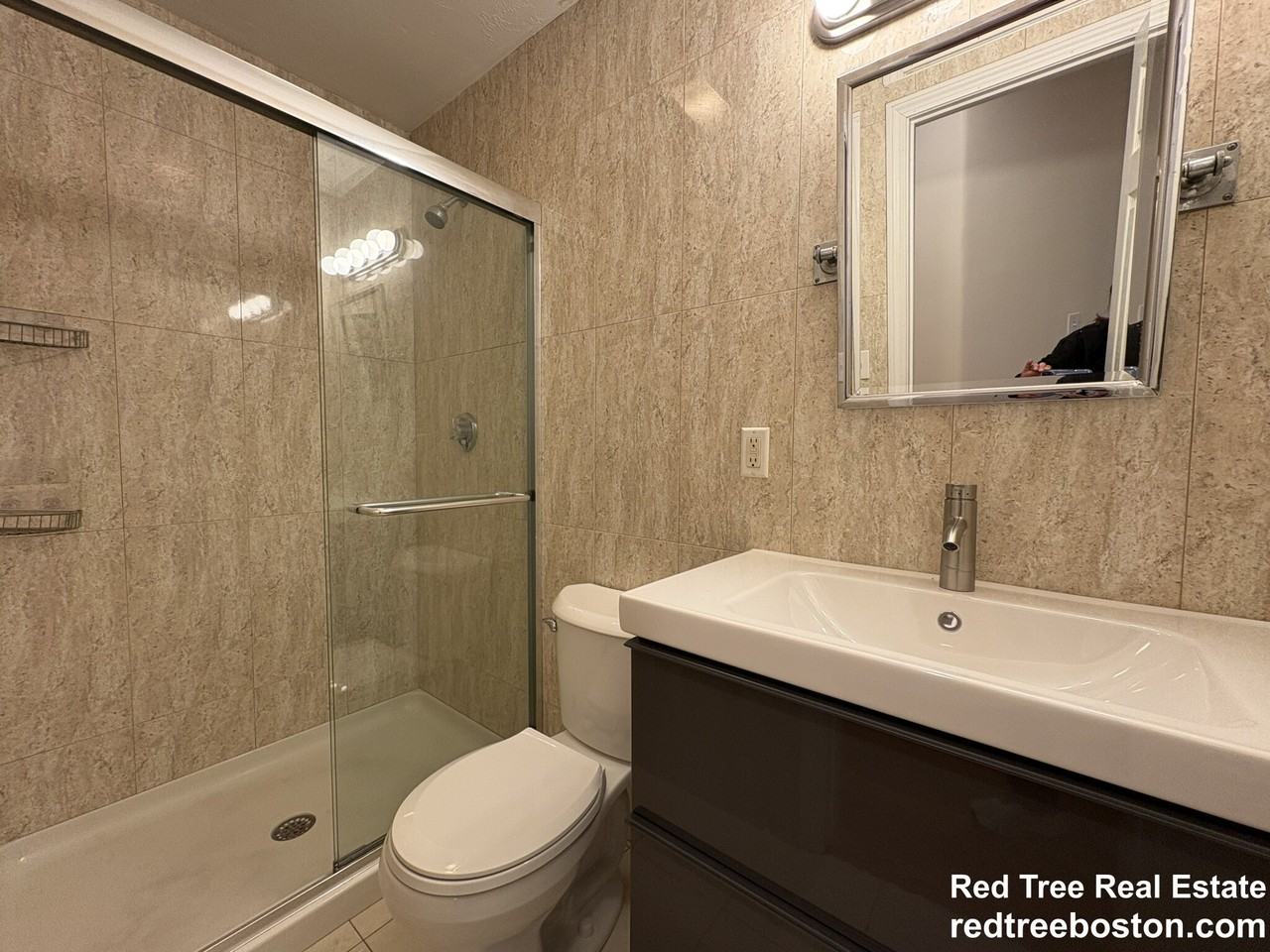 191 Winthrop Rd #1 - Photo 5 of 49