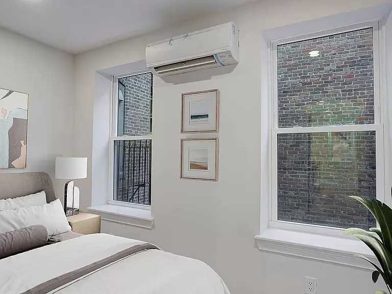 18 Bartlett Pl #2 - Photo 5 of 5