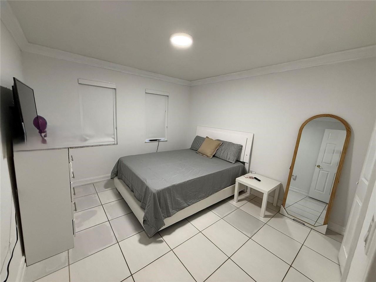 6598 W 22nd Ct - Photo 6 of 8