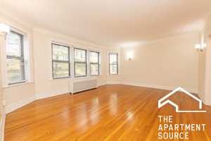 featured image of 611 Hinman Ave #2G