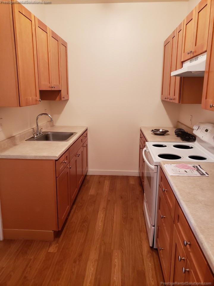 Beacon St #21 - Photo 7 of 15