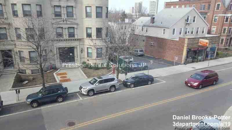 881 Massachusetts Ave #74 - Photo 4 of 8