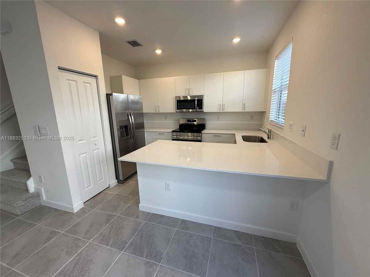 Se 26th Ter - Photo 2 of 8