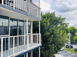 featured image of 7125 Nw 186th St #B408