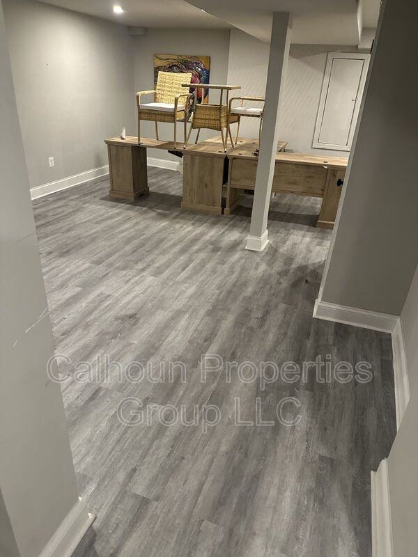 1301 Lenfant Sq Se - Photo 2 of 8