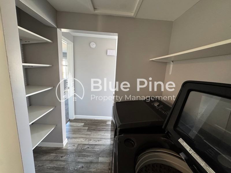 2348 Stace St #3 - Photo 7 of 11