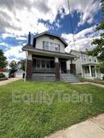 featured image of 3823 Drake Ave