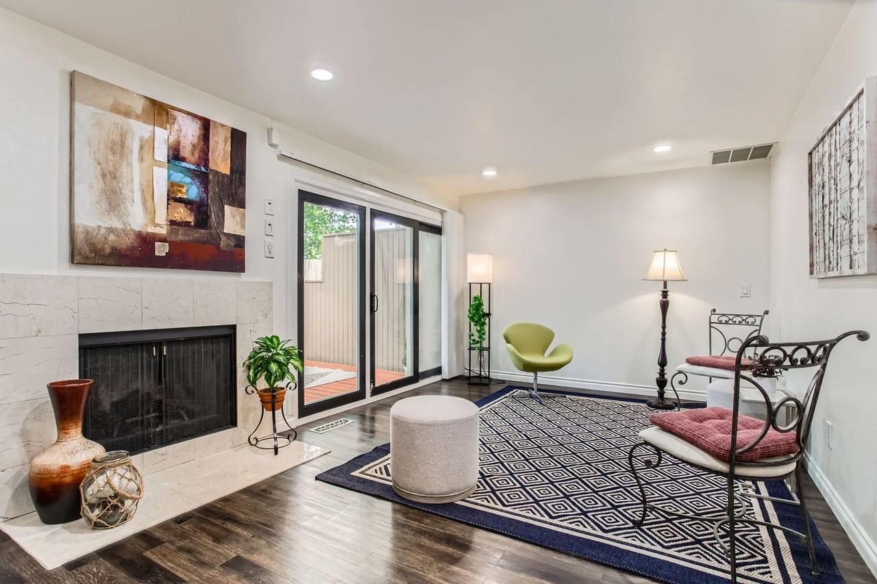 1513 Nw Eastbrook Ct - Photo 4 of 27